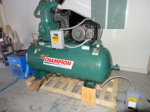 Used Champion 230-2 Cylinder Tank Mounted Air Compressor, - Model CASRSA31, HRS-12ADV  - Photo 4