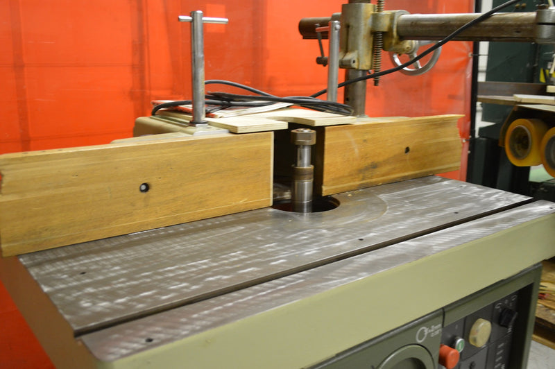Used SCMI Shaper with 4 Roll Power Feeder - Model: 110A - Photo 6