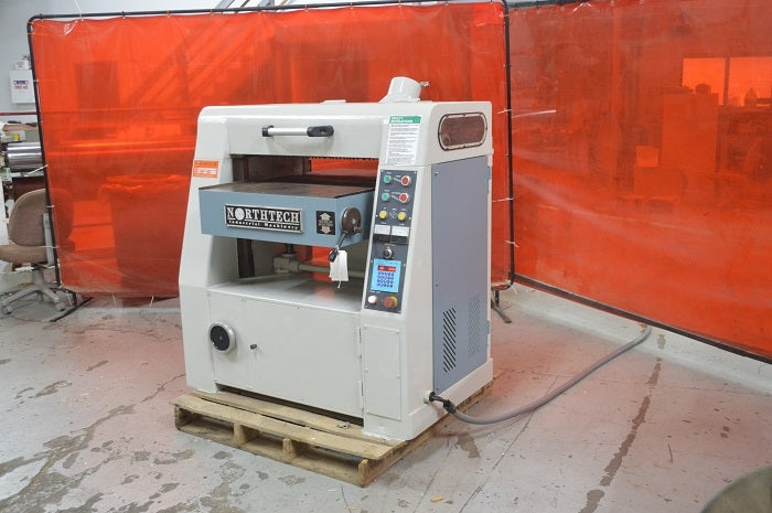 Used Northtech 26 Inch Planer - Model NT-660-20HCVS - Detail 2