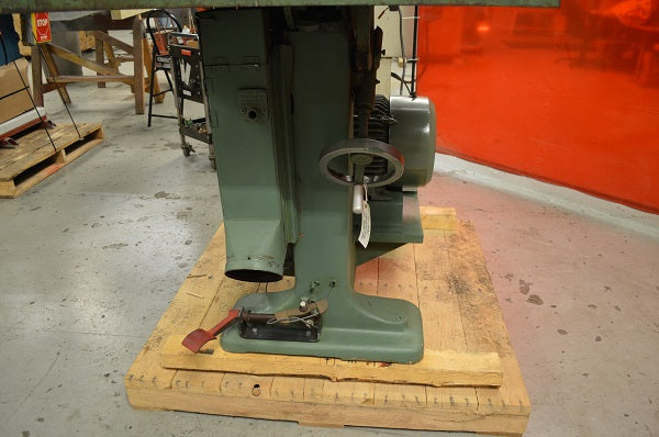 Used Tannewitz 36" Bandsaw - Model GH 36 - Detail 4