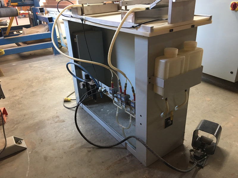 Used Dodds Dovetailer Drawer Gluer - Model GP-26F - Photo 2