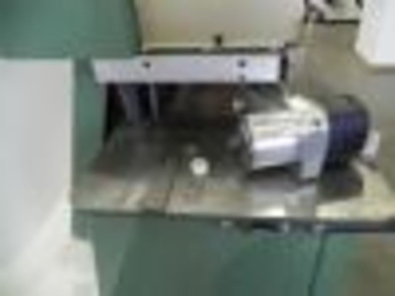 Used Mikron Heavy Duty Radius Moulder machine - Model: M652R - Photo 4