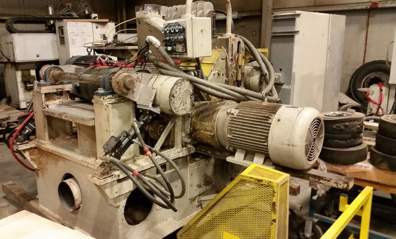 Used Yates 24" Double SUrface Rought Planer - Model B26 - Photo 3