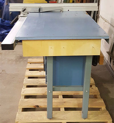 Used Delta Table Saw - Model 34-806 - Photo 2